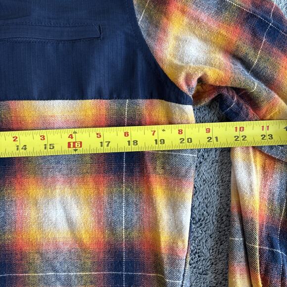Nomad men’s Blue And Yellow flannel button-down shirt -size large - Picture 6 of 9